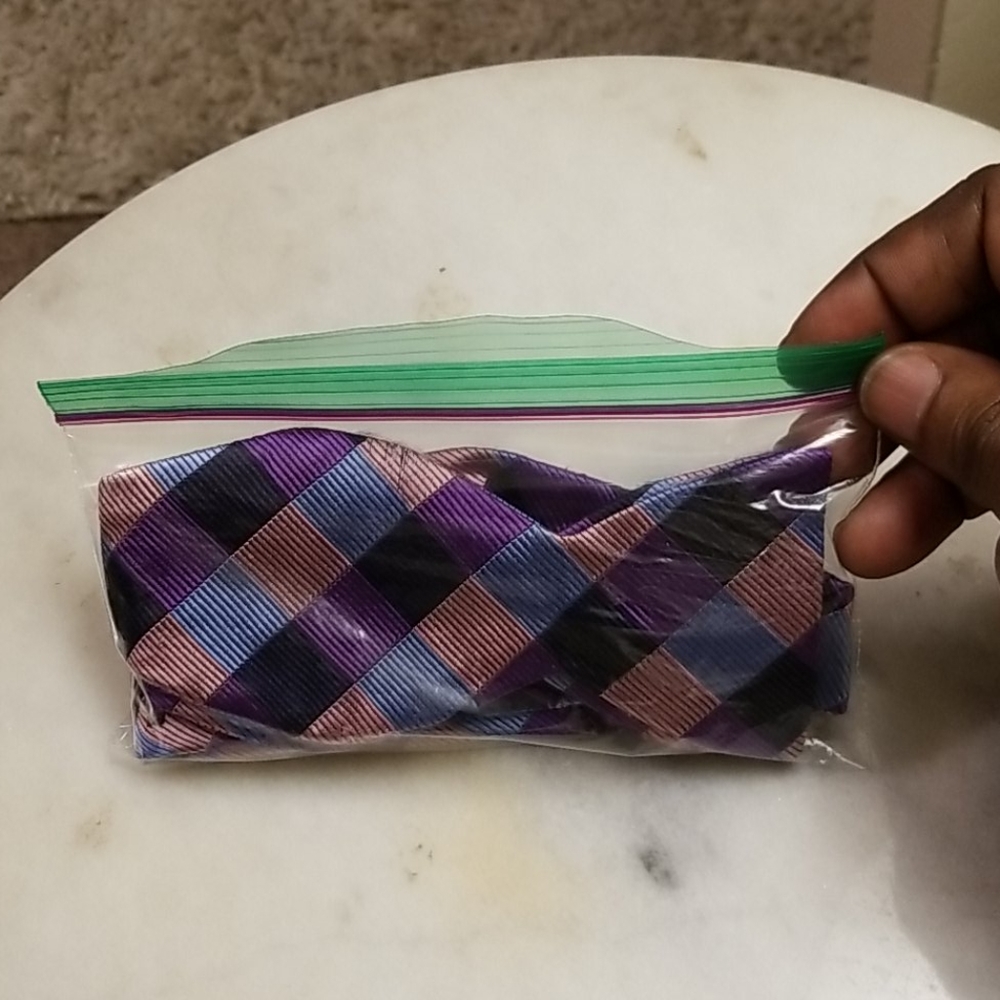 CARROT and GIBBS Bowtie